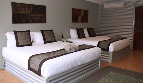 Deluxe Room, Non Smoking, Kitchenette (Deluxe Spa Twin King)