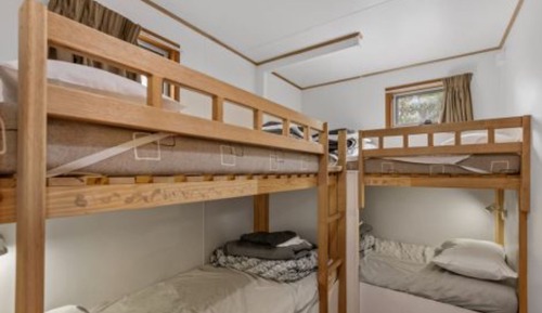 Standard Cabin - Sleeps 6