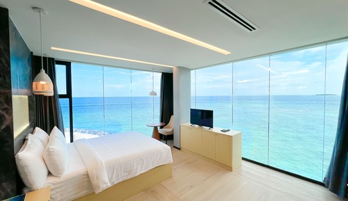 Deluxe Sea View
