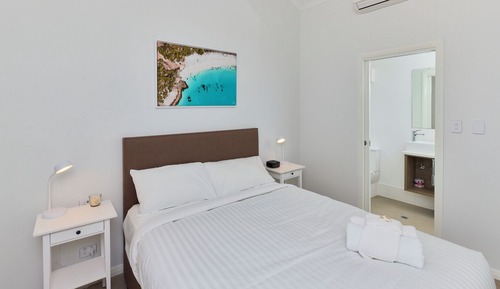One Bedroom Studio Apartment