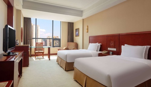 Superior Room, 2 Double Beds, Non Smoking (Roll-In Shower)