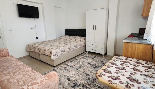 Basic Quadruple Room, 1 Bedroom, Smoking, Mountain View