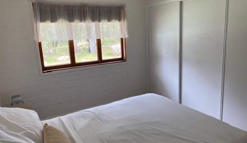 Two bedroom Family Room Self-Contained
