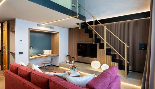 Deluxe Apartment