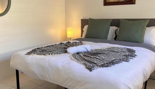 Comfort Apartment, 1 Bedroom, Courtyard View, Courtyard Area