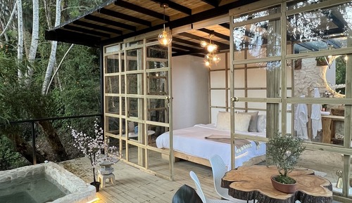 Design Cabin, Hot Tub