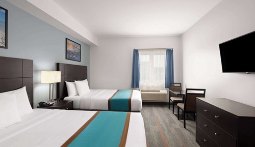 Room, 2 Queen Beds, Non Smoking