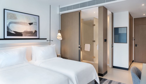 Deluxe Room, 2 Twin Beds, City View