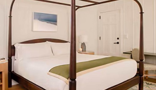 Traditional Suite