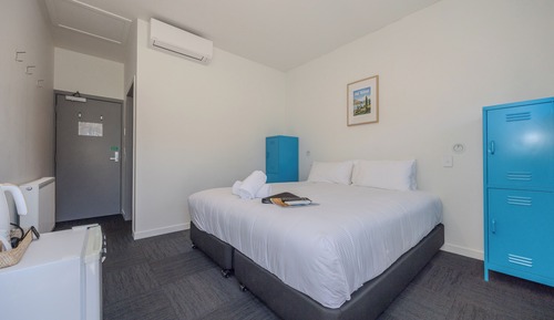 Studio Lodge Room