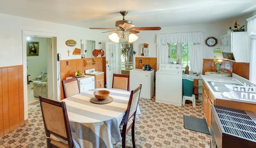 House (4 Bedrooms)