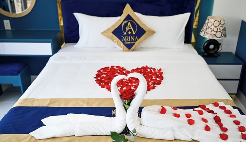 Junior Double Room, 1 Queen Bed, Balcony, City View