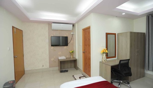 Economy Room