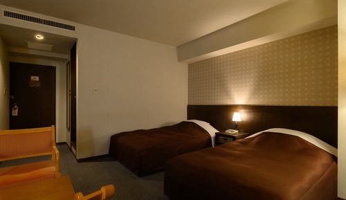 Standard Twin Room, Smoking