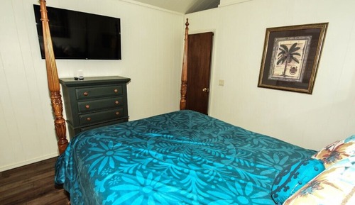 Lake View, Modern Cabin Lake Texoma, Screened Patio, Kitchenette - No Pets