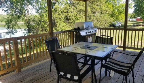 Charming Home, Lake View and Access - No Pets