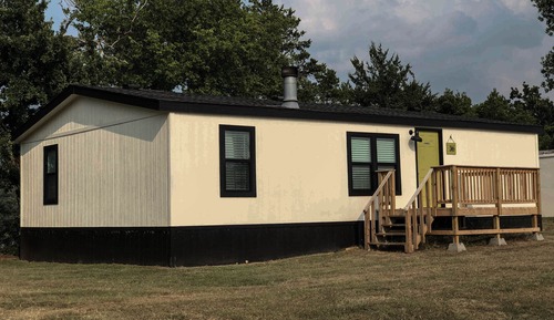 Charming Home, Lake View and Access - No Pets