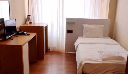 Economy Single Room