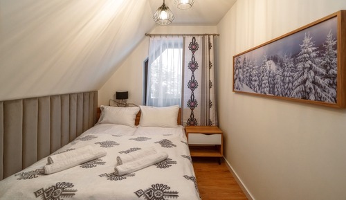 Apartment (C9)
