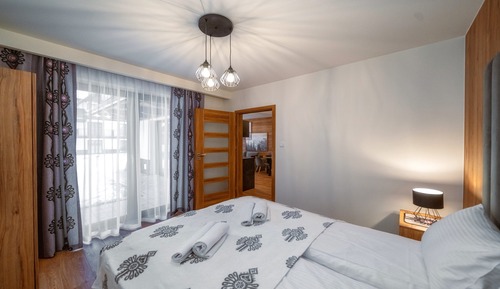 Apartment (C1)