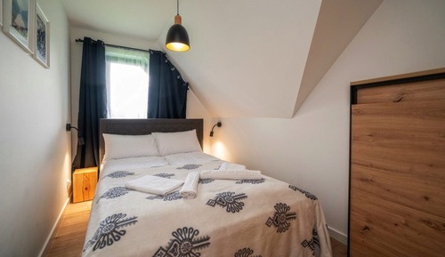 Apartment (C10)
