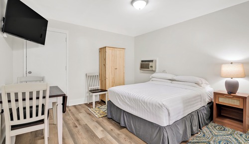 Suite, 2 Bedrooms, City View