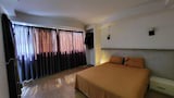 Apartment, 2 Bedrooms, Accessible, Smoking