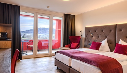 Superior Double Room, Balcony, Golf View