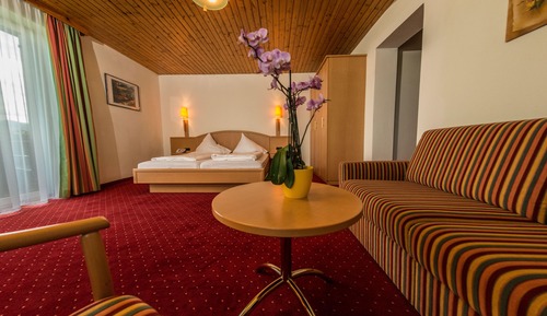 Classic Double Room, Balcony, Lake View