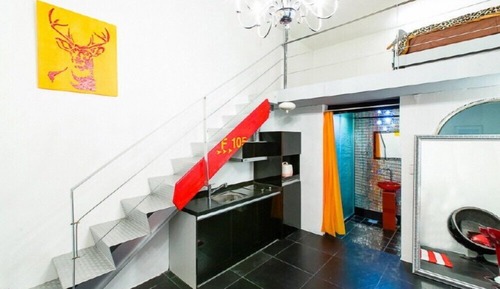 Room (F103 white)