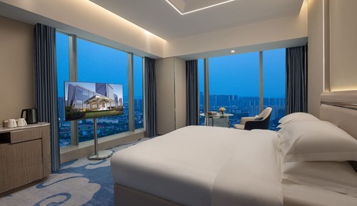 Deluxe Room, Multiple Beds