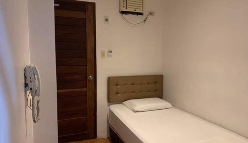 Economy Single Room