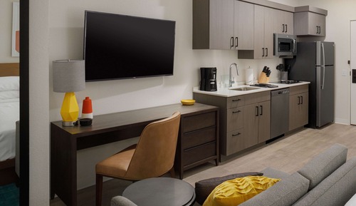 Studio Suite, 1 King Bed, Accessible, Bathtub
