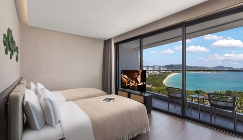 Premier Studio, Sea View (with View)