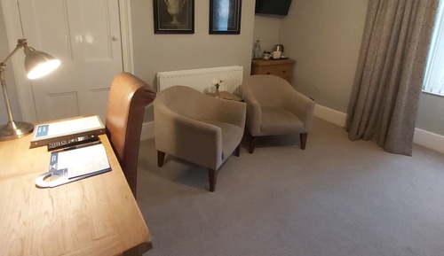 Deluxe Double or Twin Room