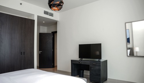 211 | Two bedroom | Queen bed
