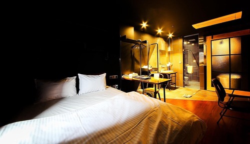 Premium Twin Room