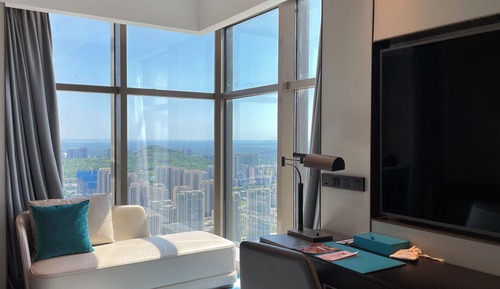 Superior King Room