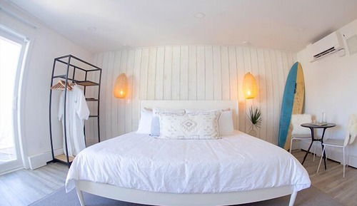 Signature Room