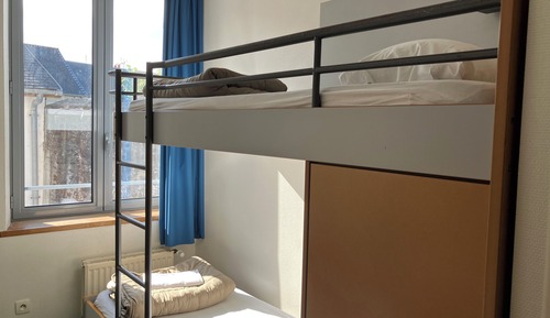 Private Room 2 Beds with Shower