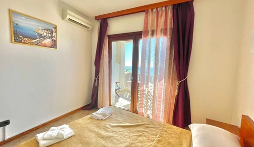 Grand Apartment, 3 Bedrooms, Sea View