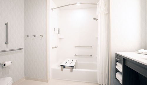 Suite, 1 King Bed, Accessible, Bathtub