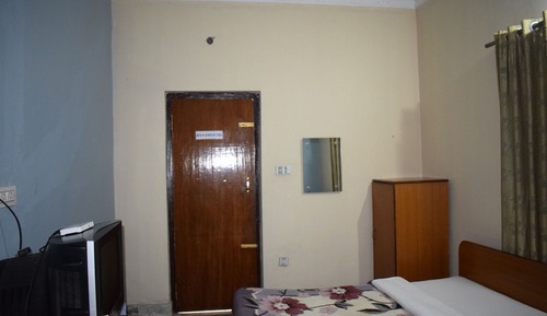 Basic Double Room