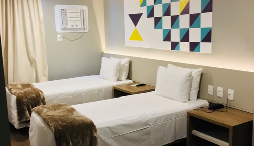 Quarto Twin Standard