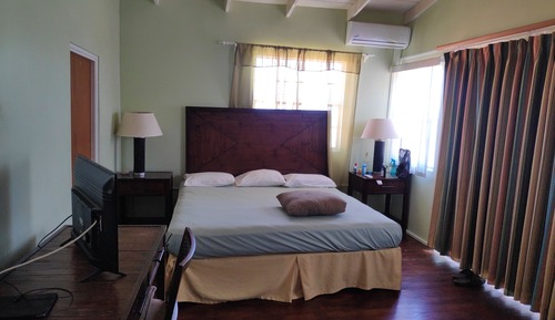 Comfort Single Room, 1 King Bed, Sea View