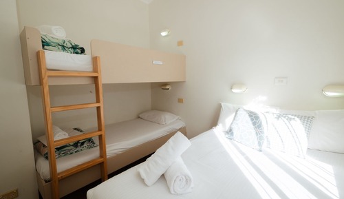 Deluxe Bushland Spa Suite