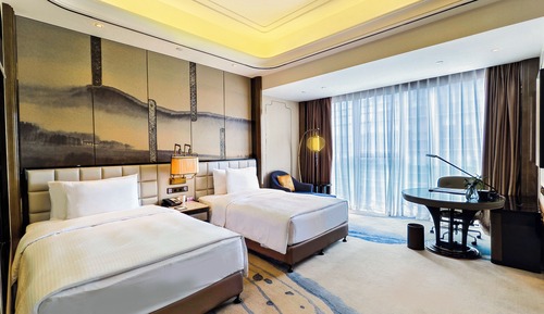 Superior Twin Room, City View