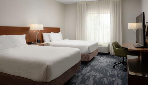 Room, 2 Queen Beds (Mobility Accessible, Tub)