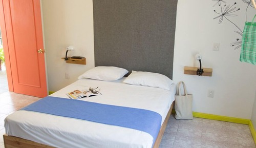 Single Room, 1 Double Bed