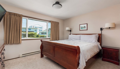 30 Oceanfront 3rd Floor